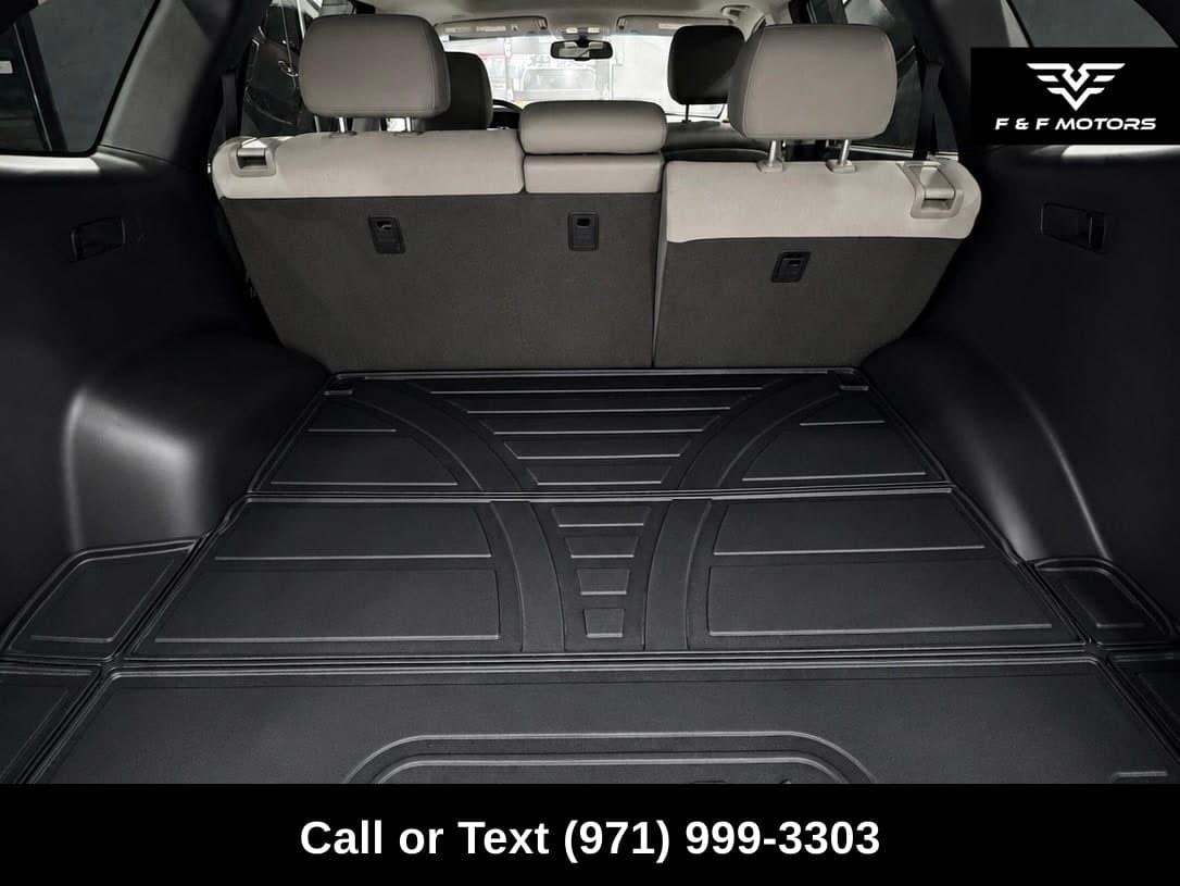 2011 Hyundai Santa Fe SE photo 21
