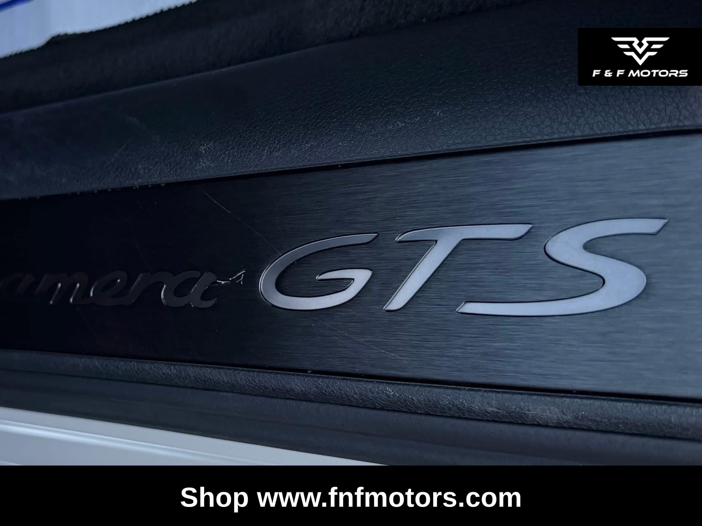 2020 Porsche Panamera GTS — Interior