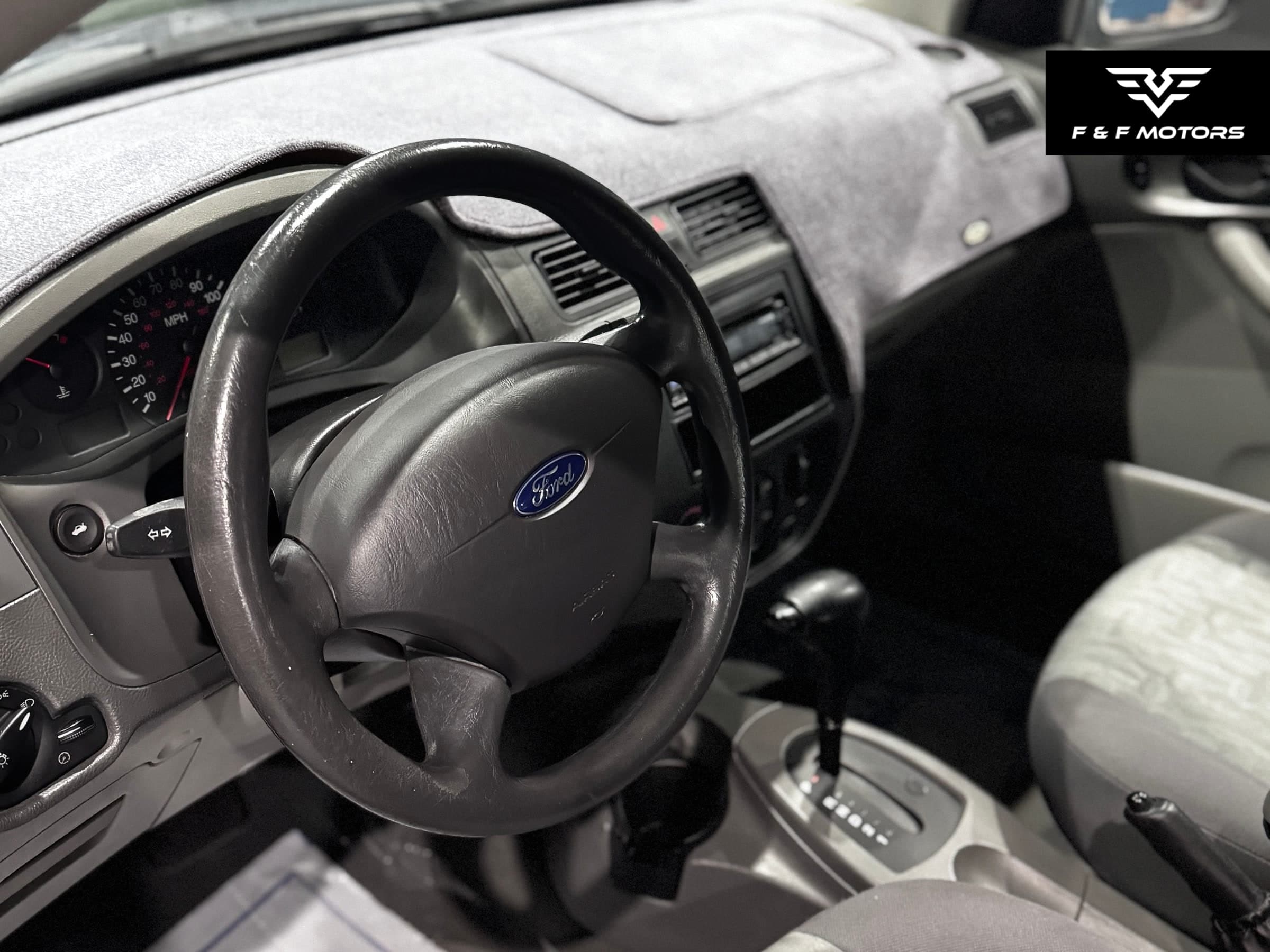2002 Ford Focus SE — Exterior