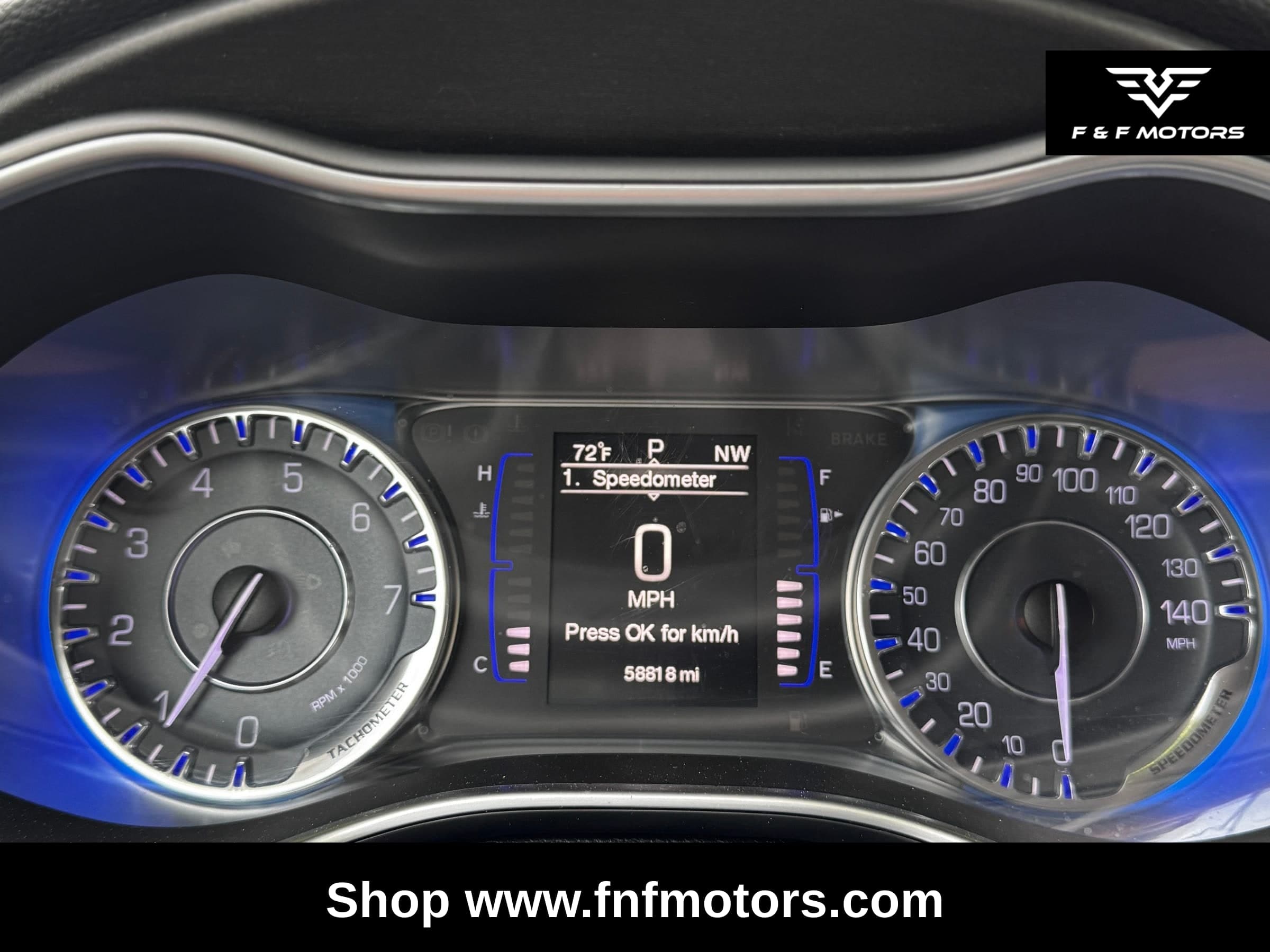 2015 Chrysler 200 Limited photo 8