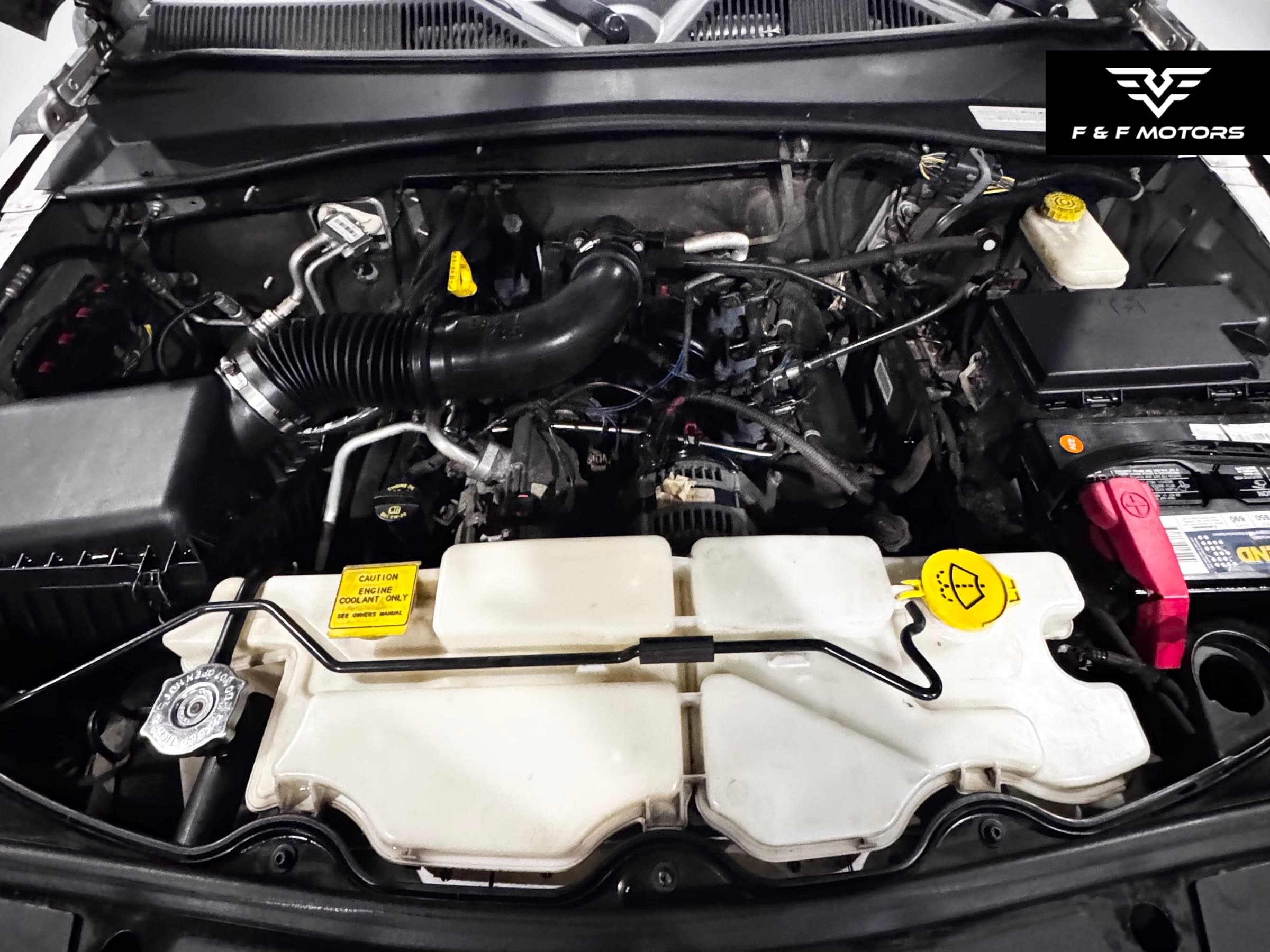 2008 Jeep Liberty Sport — Engine