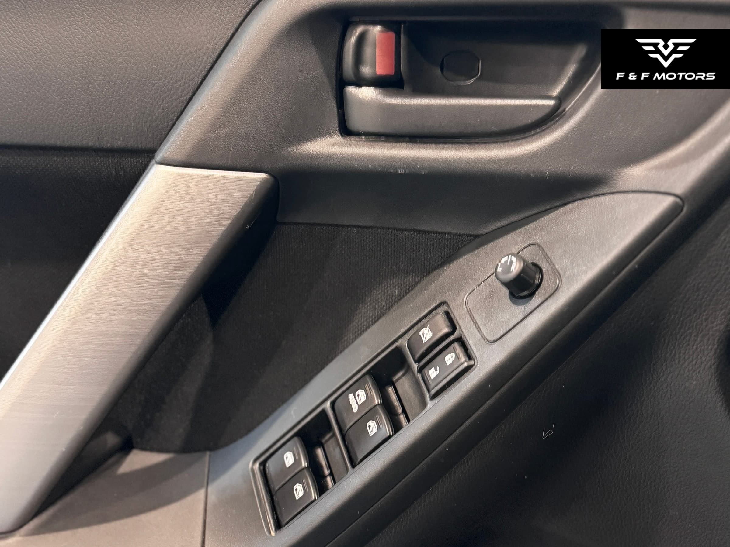 2014 Subaru Forester 2.5I Premium — Interior