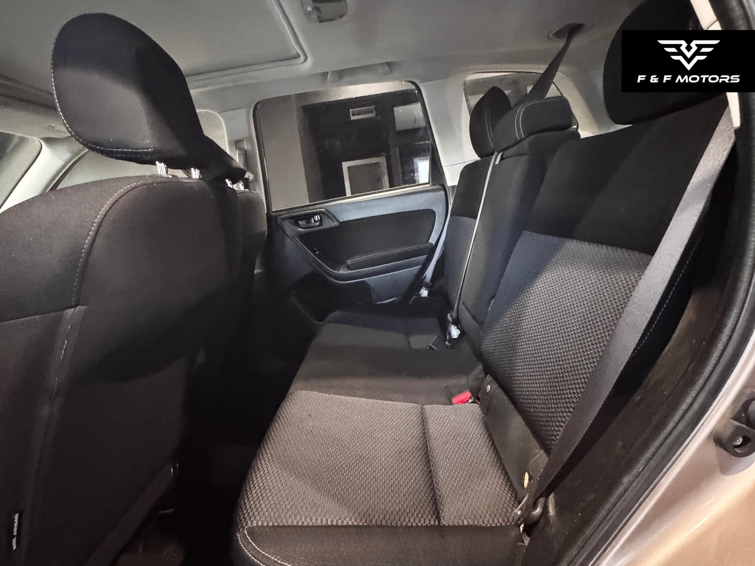 2014 Subaru Forester 2.5I Premium — Interior