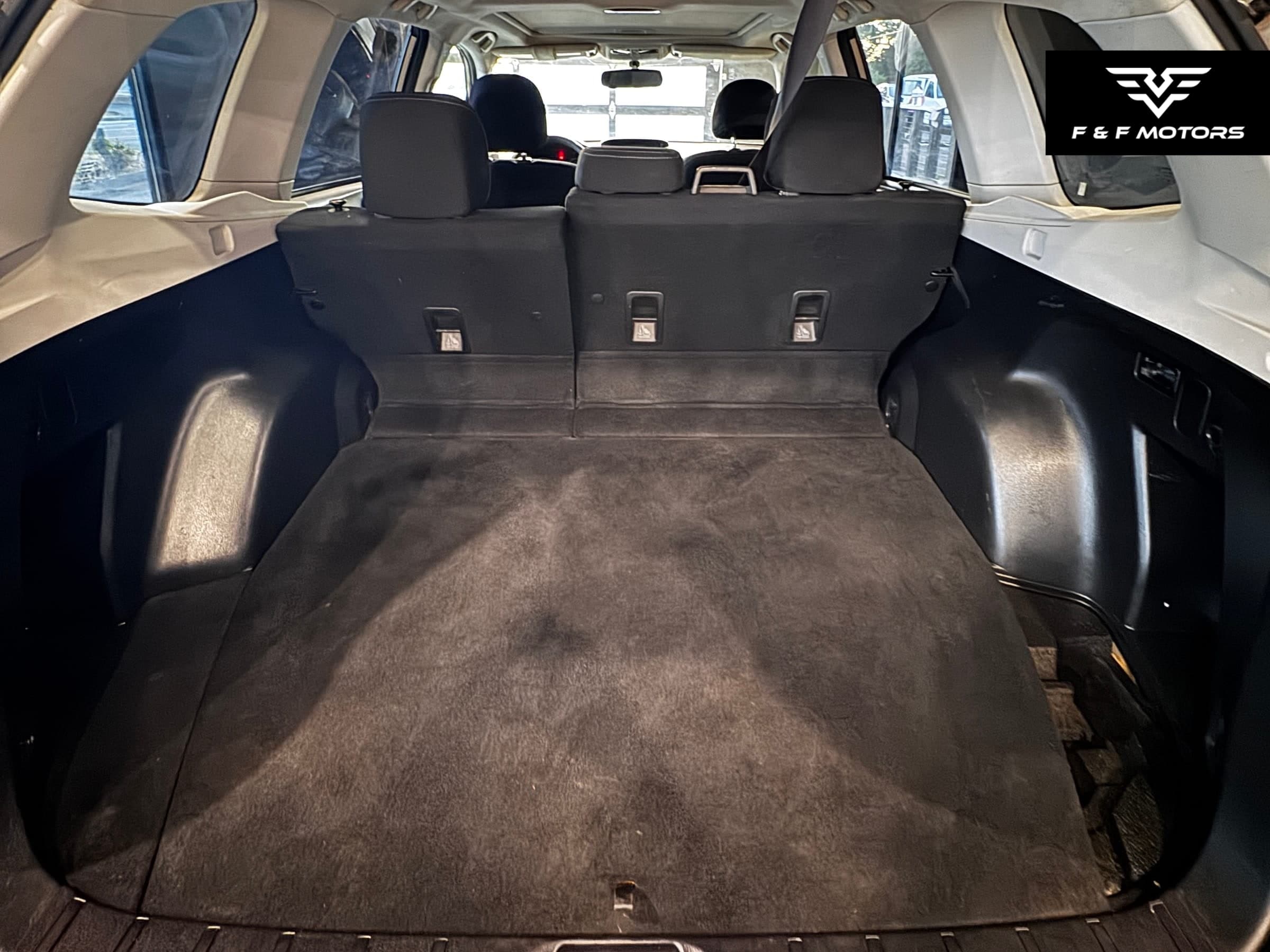 2014 Subaru Forester 2.5I Premium — Interior