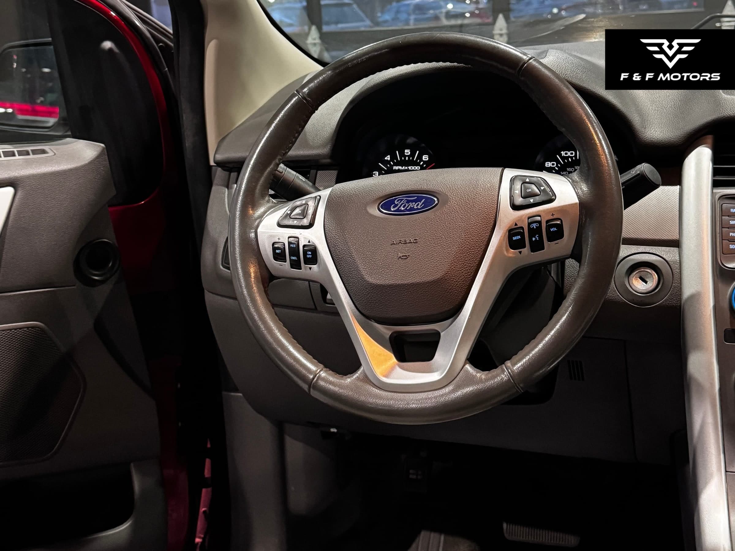 2013 Ford Edge SEL — Interior