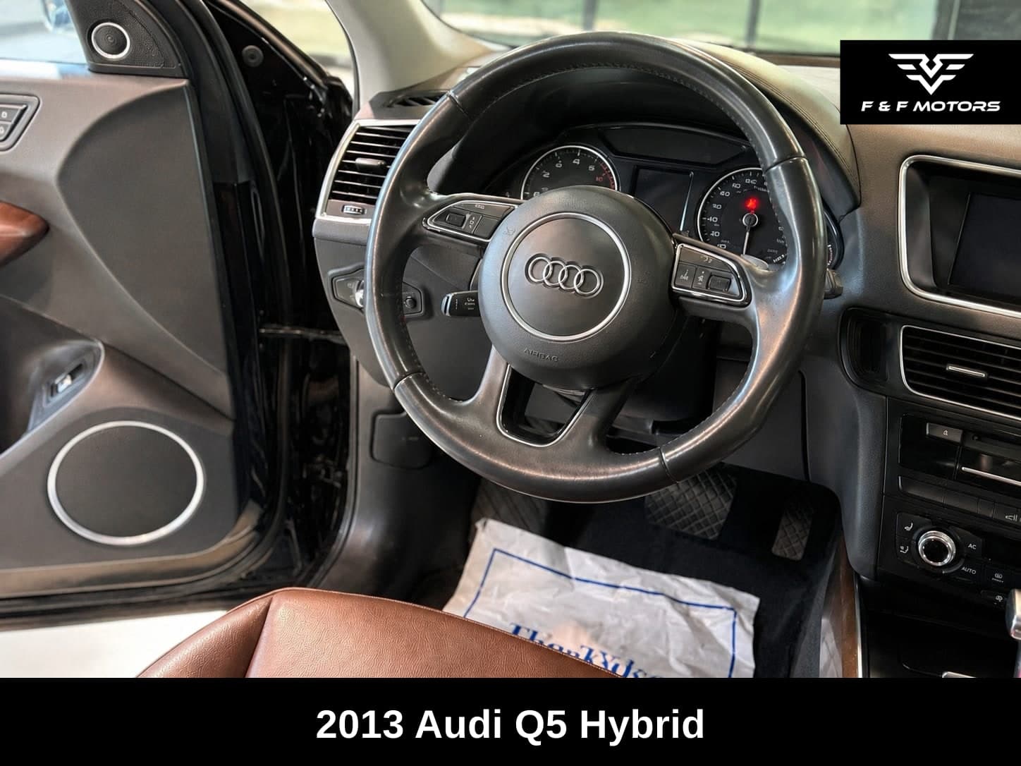 2013 Audi Q5 Hybrid 2.0T Prestige — Interior