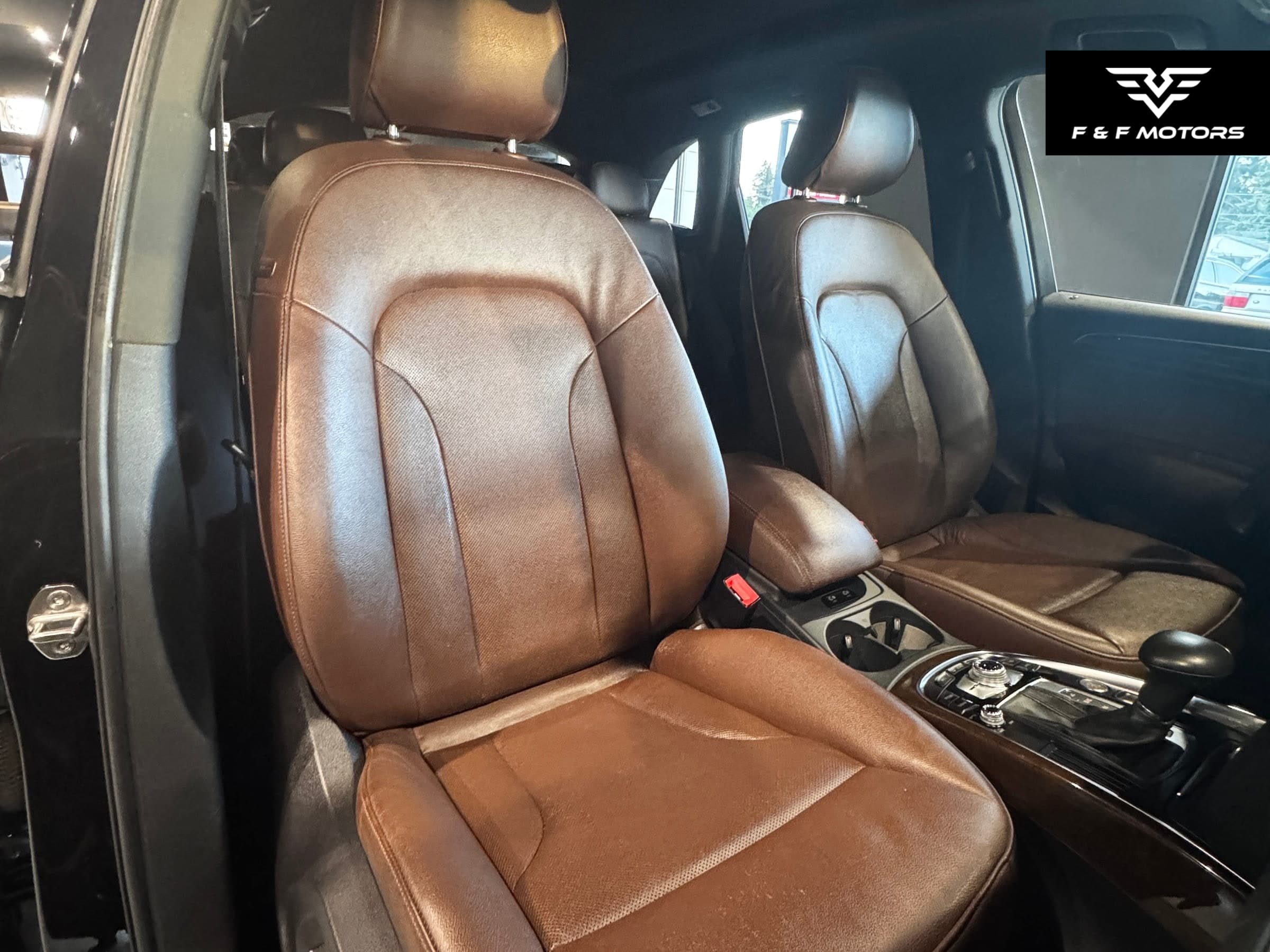 2013 Audi Q5 Hybrid 2.0T Prestige — Interior