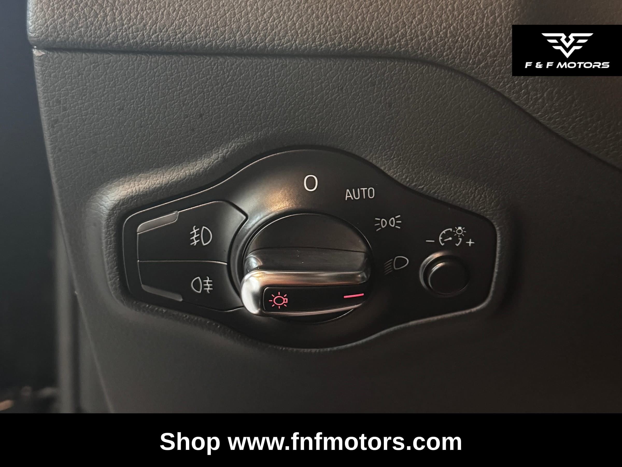 2013 Audi Q5 Hybrid 2.0T Prestige — Interior