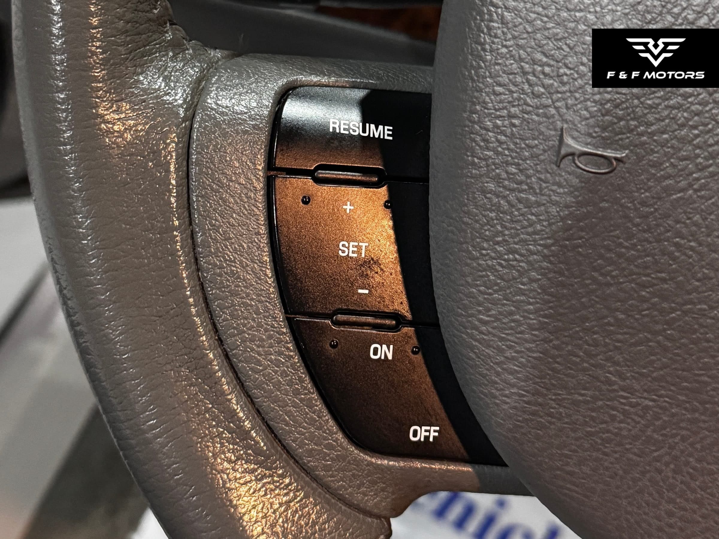 2005 Mercury Grand Marquis Ls/lse — Interior