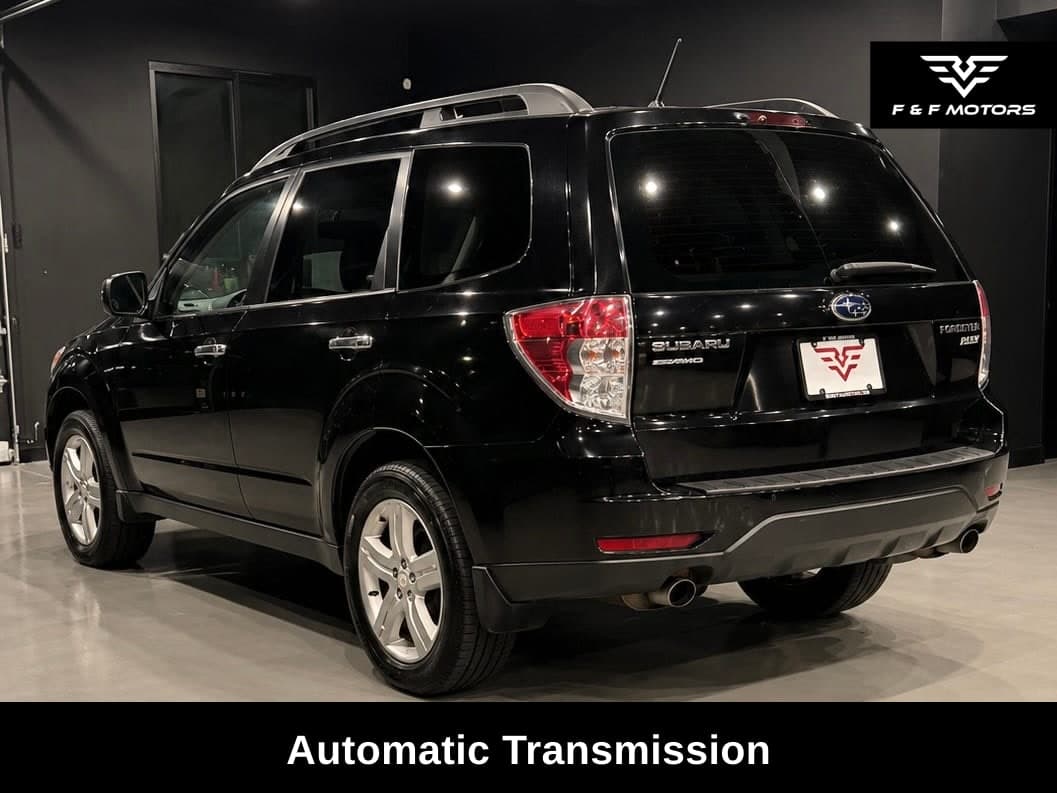 2010 Subaru Forester 2.5X Limited photo 5