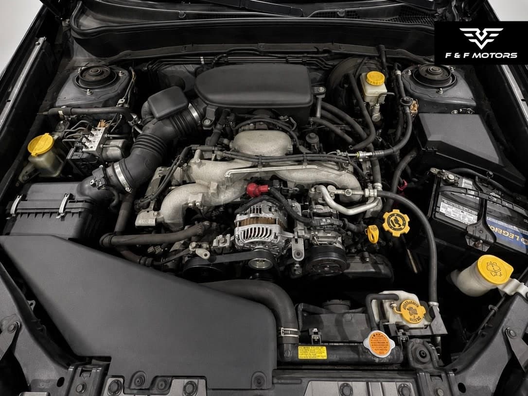 2010 Subaru Forester 2.5X Limited — Engine