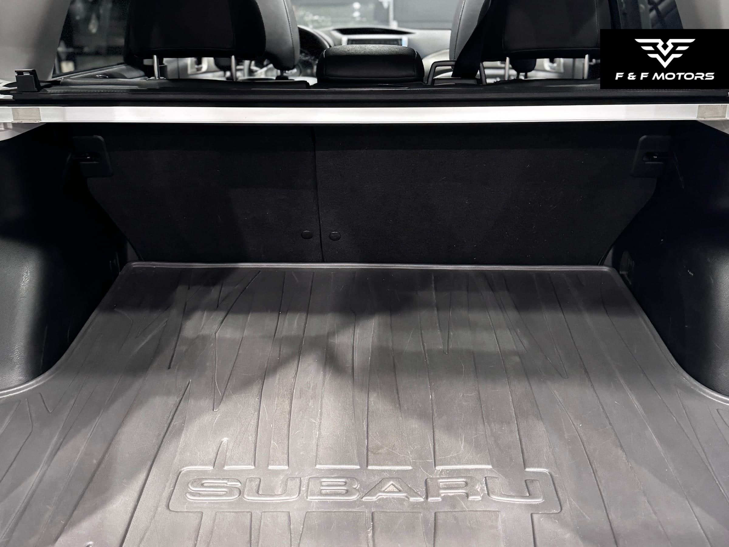 2010 Subaru Forester 2.5X Limited — Interior