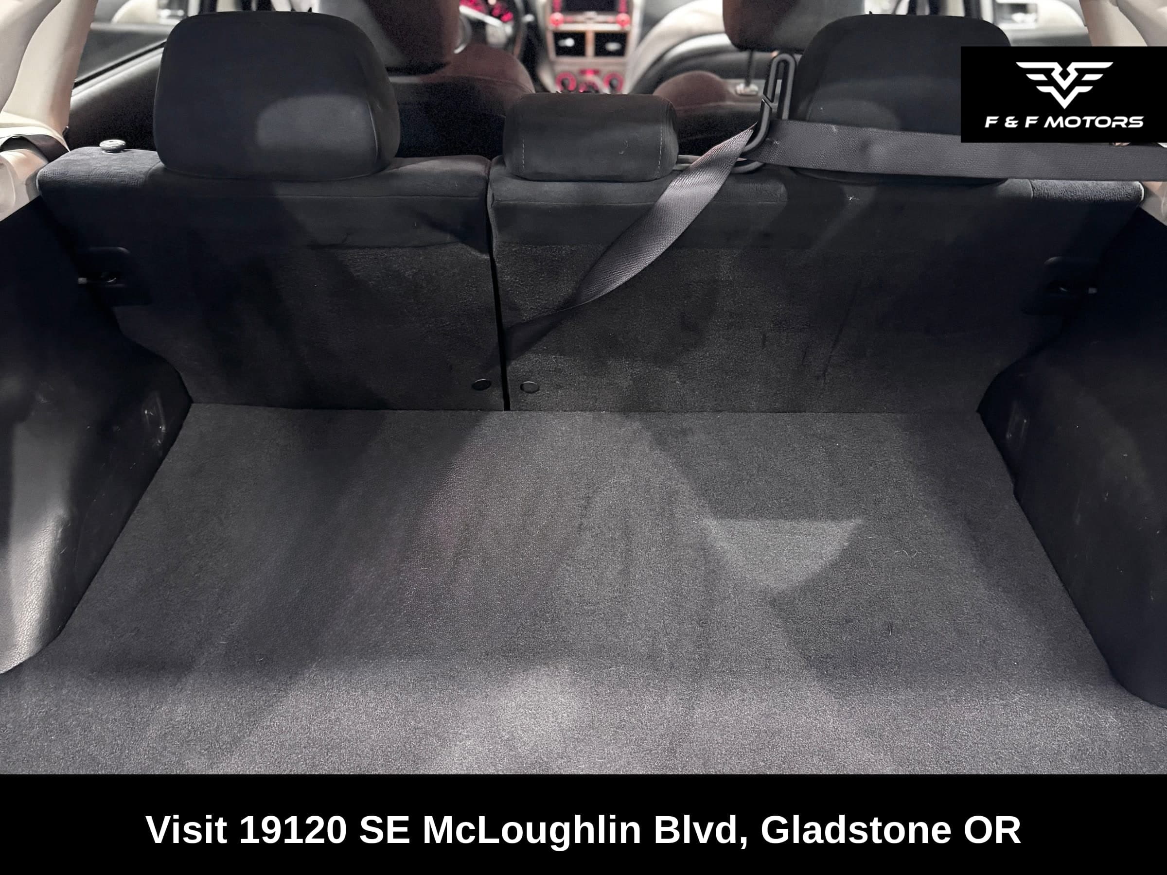 2010 Subaru Impreza 2.5i Premium — Interior