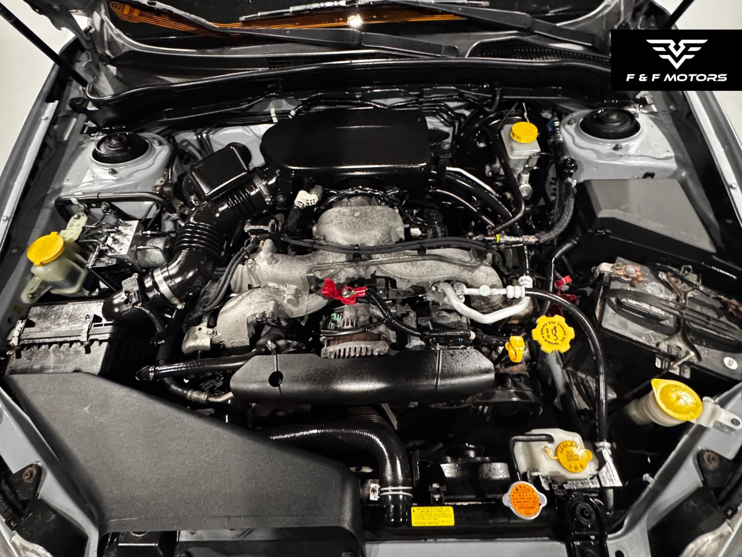 2010 Subaru Impreza 2.5i Premium — Engine