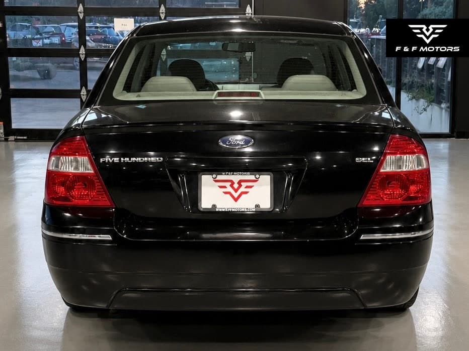 2006 Ford Five Hundred SEL photo 6