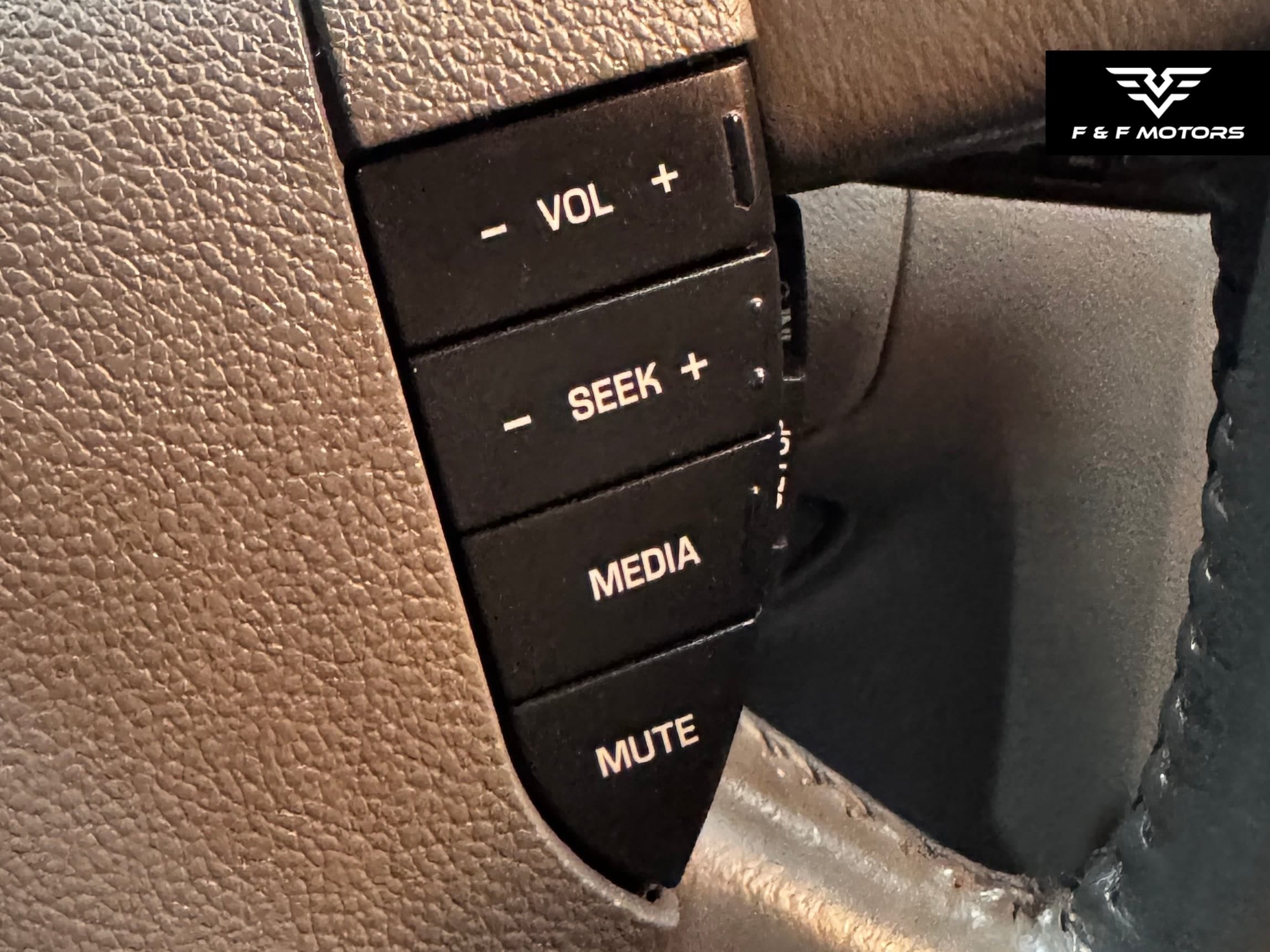 2006 Ford Five Hundred SEL — Interior
