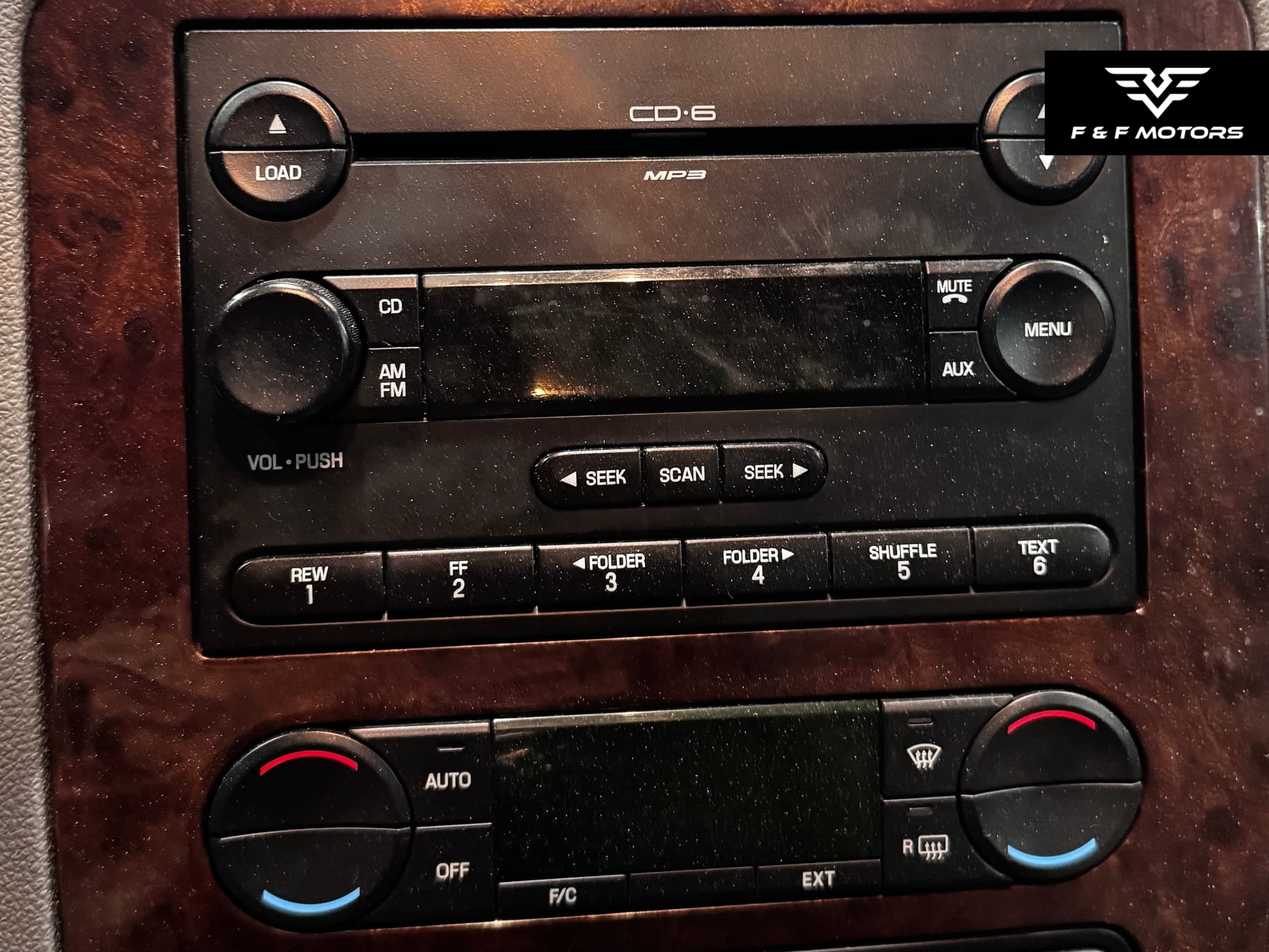 2006 Ford Five Hundred SEL photo 19