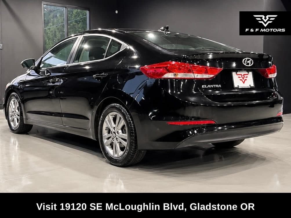2018 Hyundai Elantra SEL — Exterior