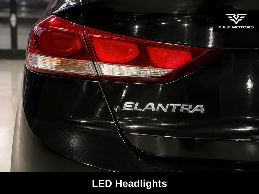 2018 Hyundai Elantra SEL — Exterior