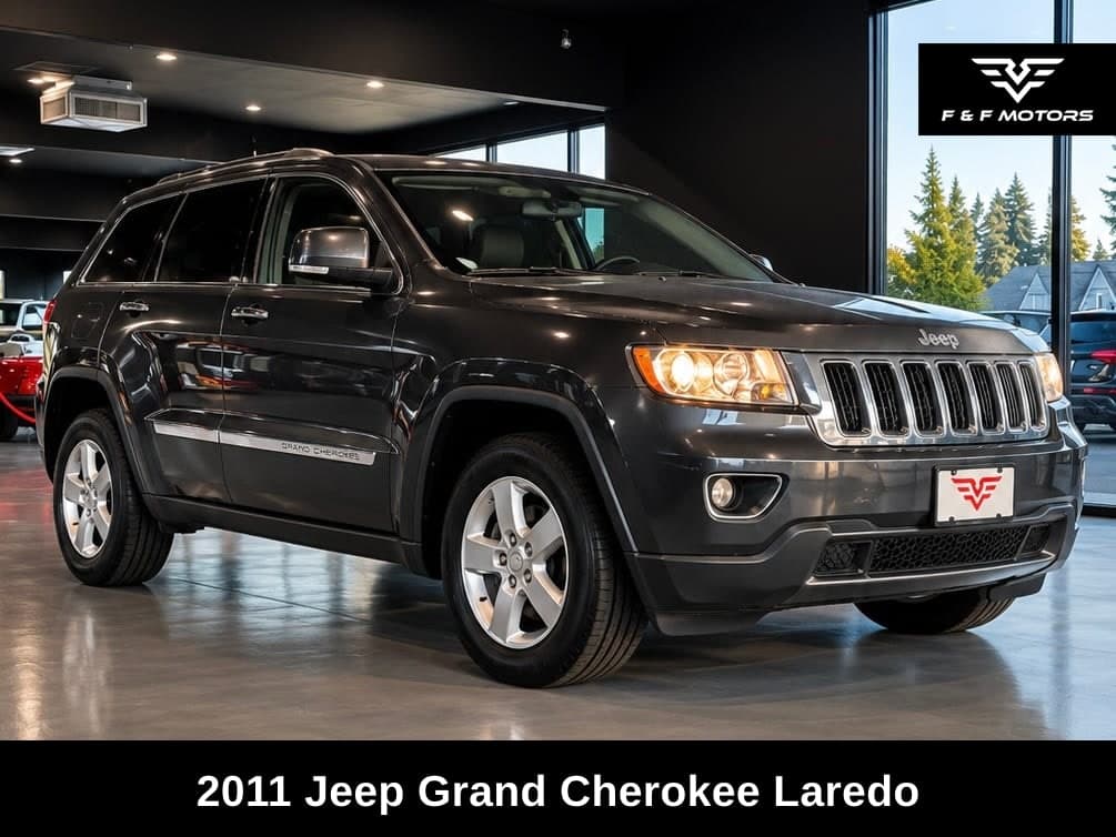 2011 Jeep Grand Cherokee Laredo — Exterior