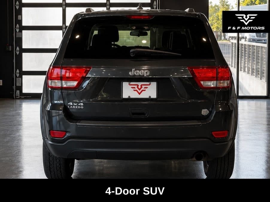 2011 Jeep Grand Cherokee Laredo — Exterior
