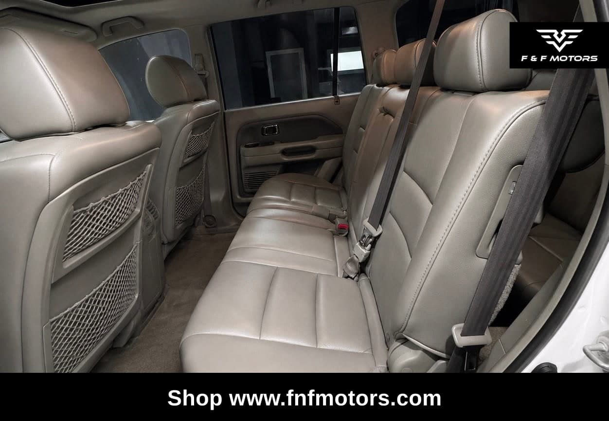 2006 Honda Pilot EX-L( with Navi) — Interior