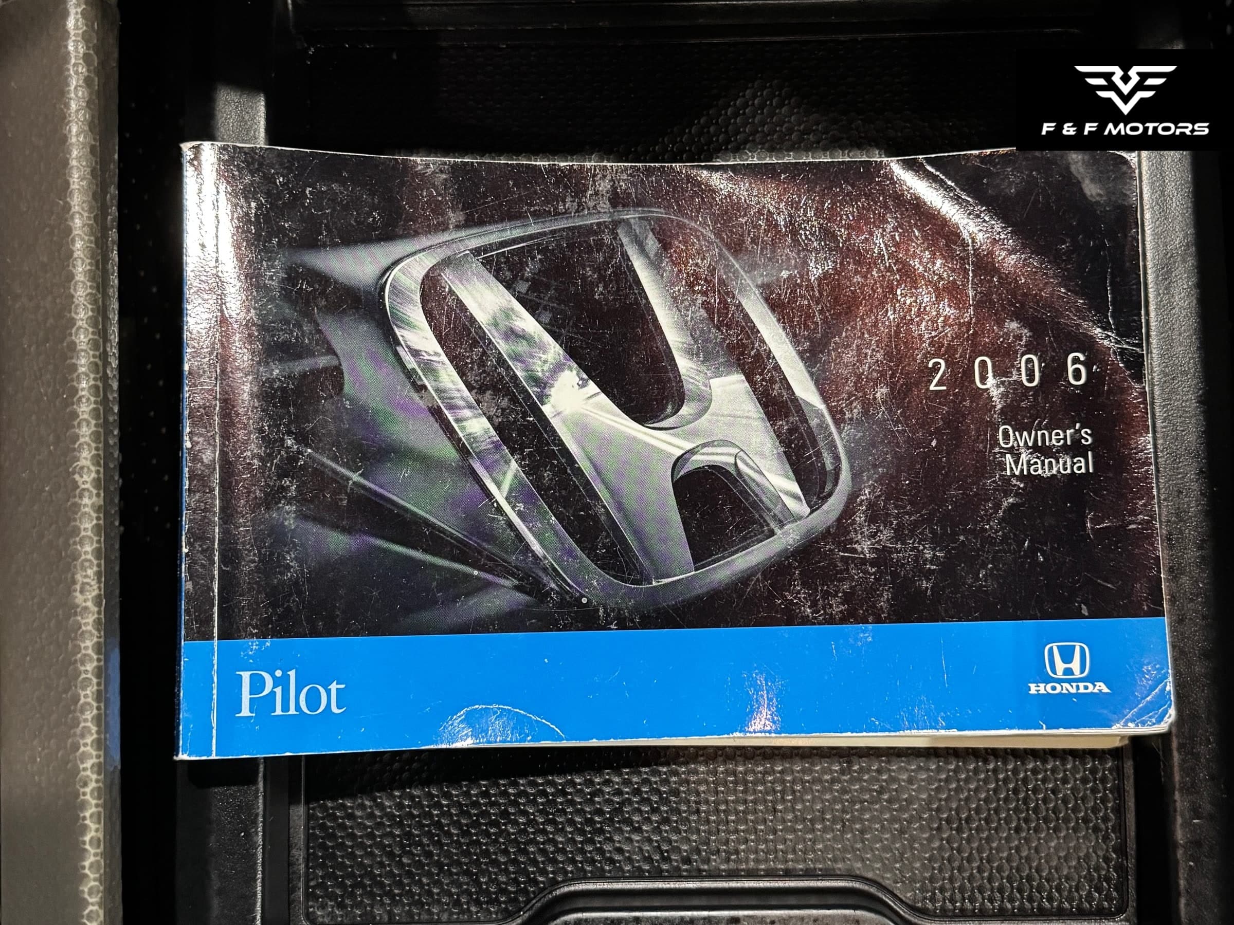 2006 Honda Pilot EX-L( with Navi) — Damage