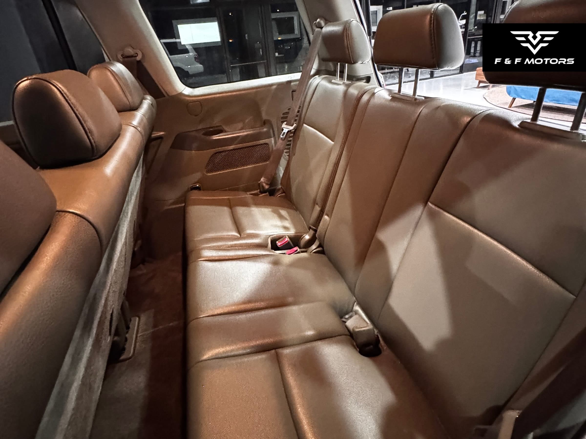 2006 Honda Pilot EX-L( with Navi) — Interior