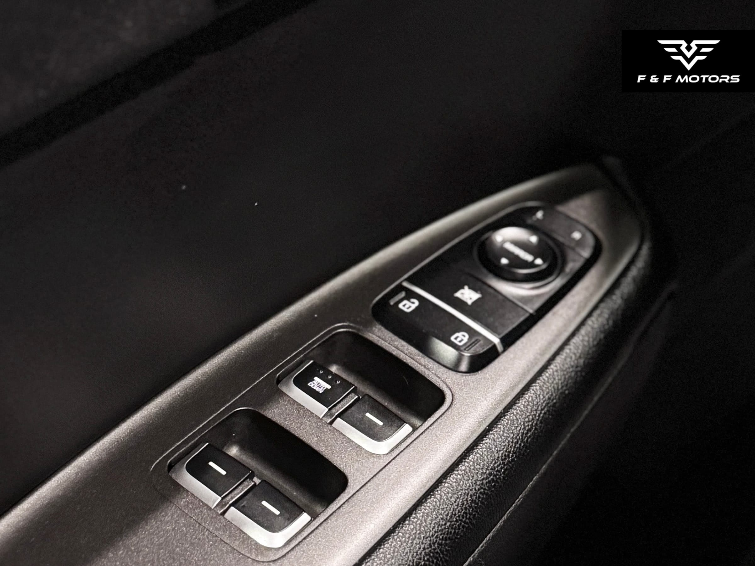 2016 Kia Optima LX — Interior
