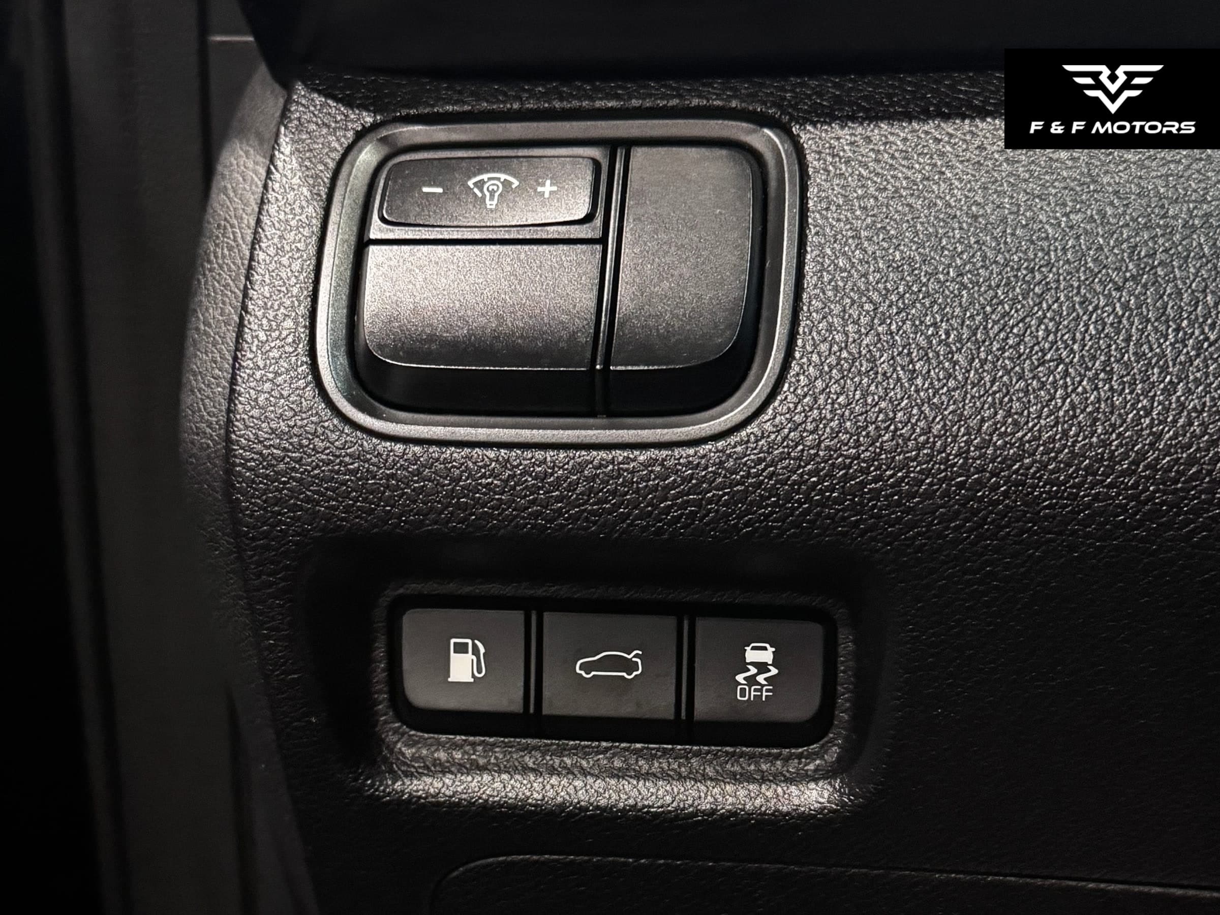 2016 Kia Optima LX — Interior