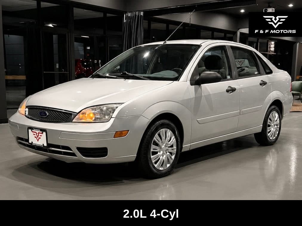 2005 Ford Focus SE — Exterior