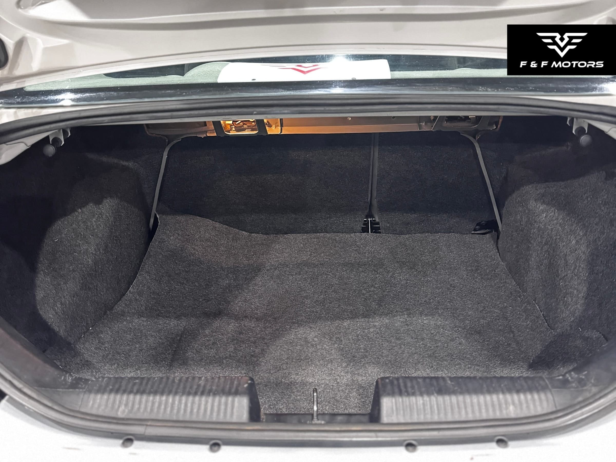 2005 Ford Focus SE photo 17
