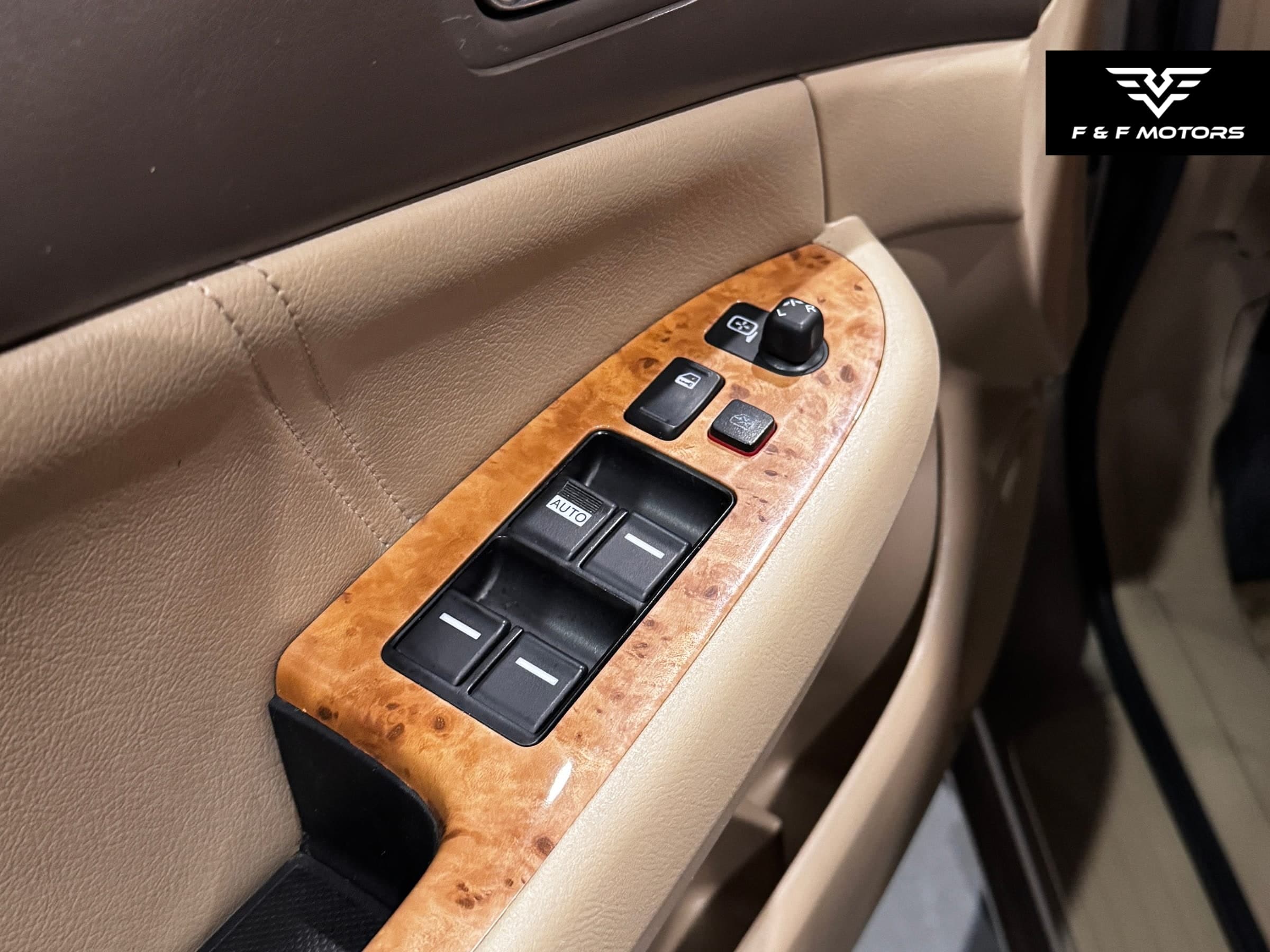 2005 Honda Accord EX — Interior