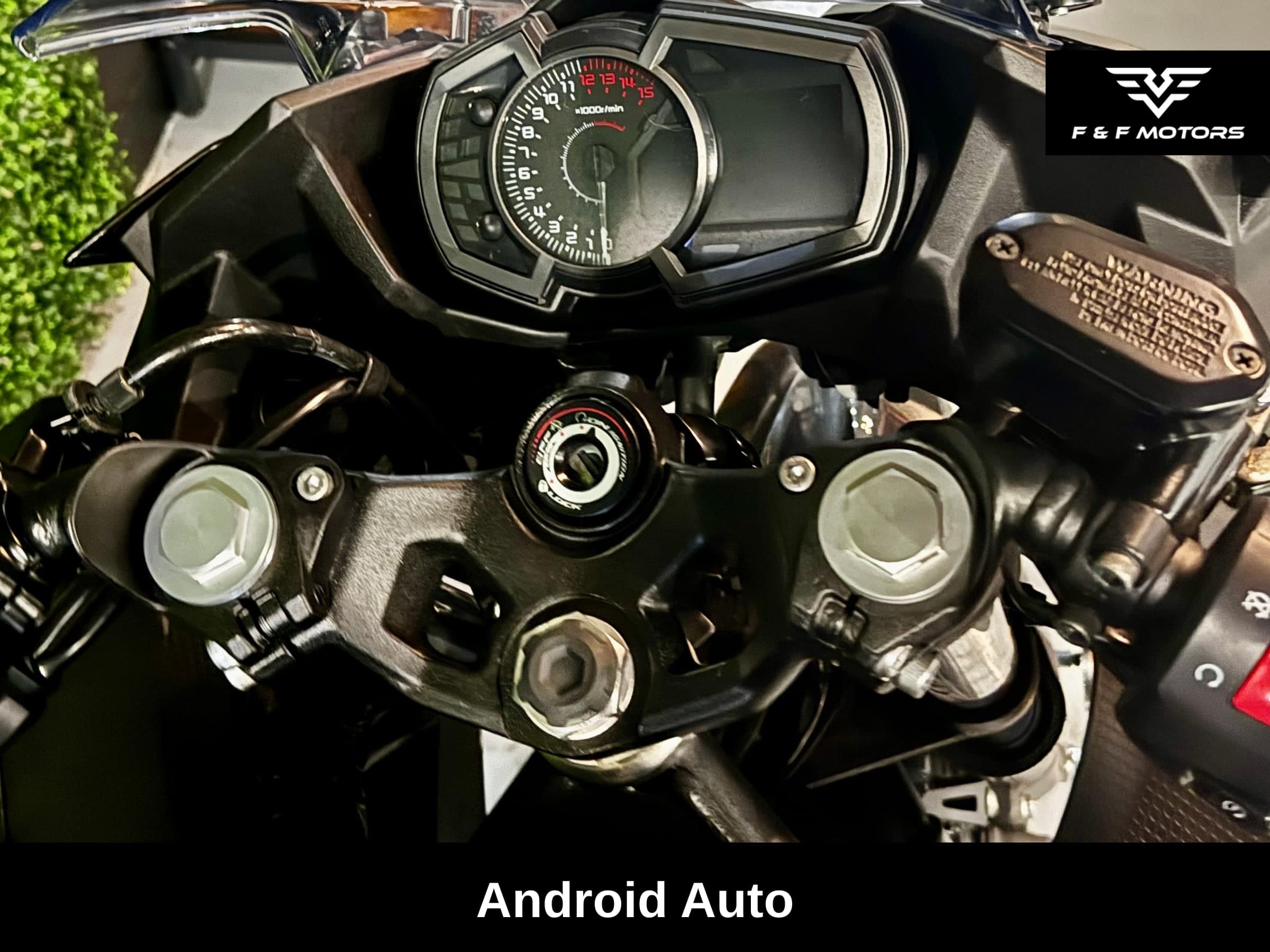 2022 Kawasaki Ninja 400 ABS photo 5