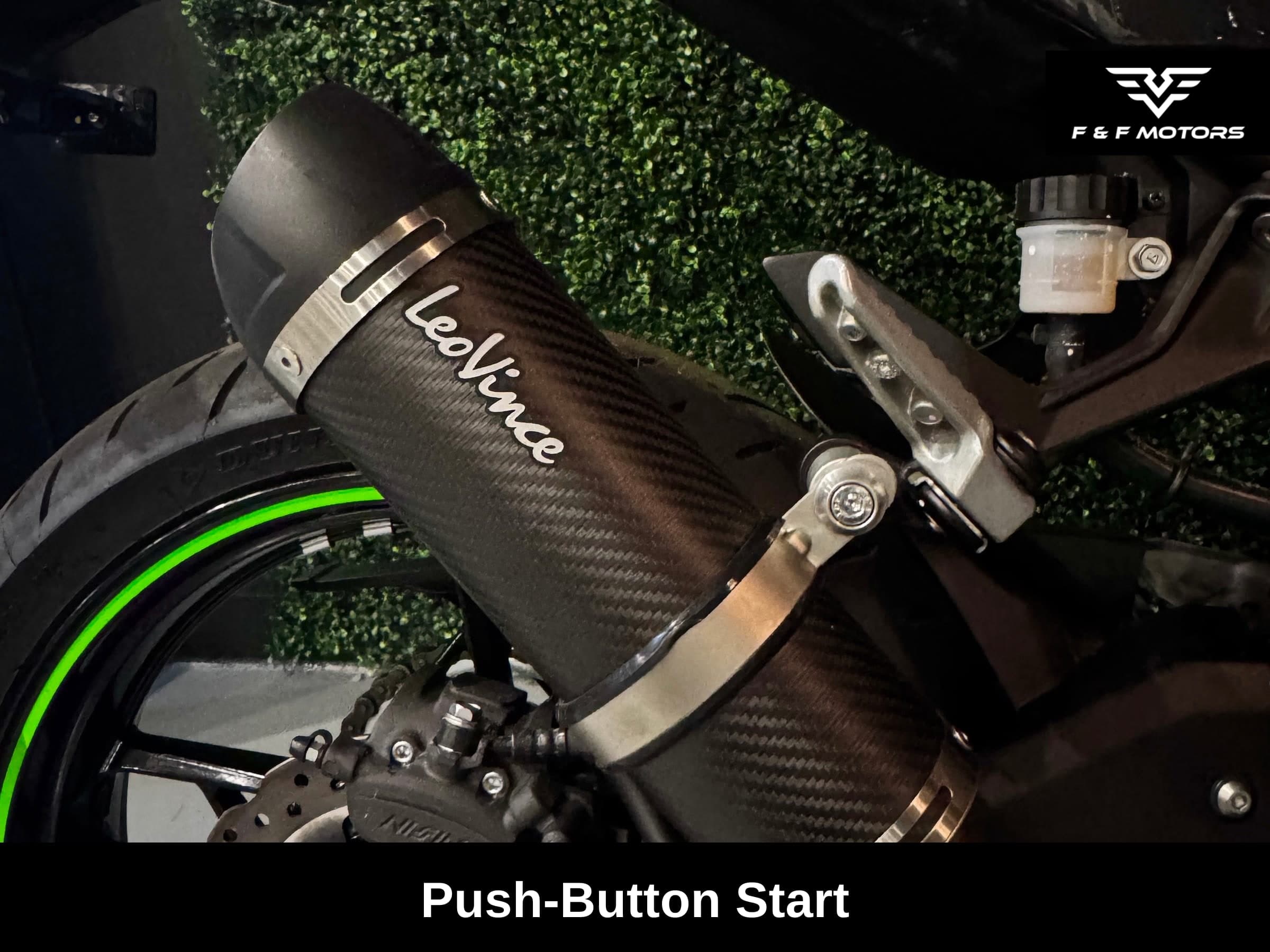 2022 Kawasaki Ninja 400 ABS photo 9