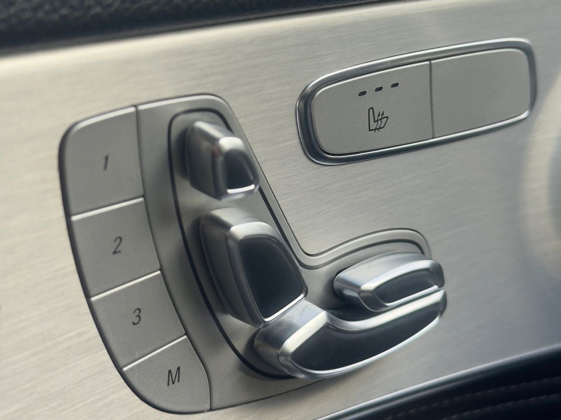 2015 MERCEDES-BENZ C-Class 4-MATIC - Photo 18