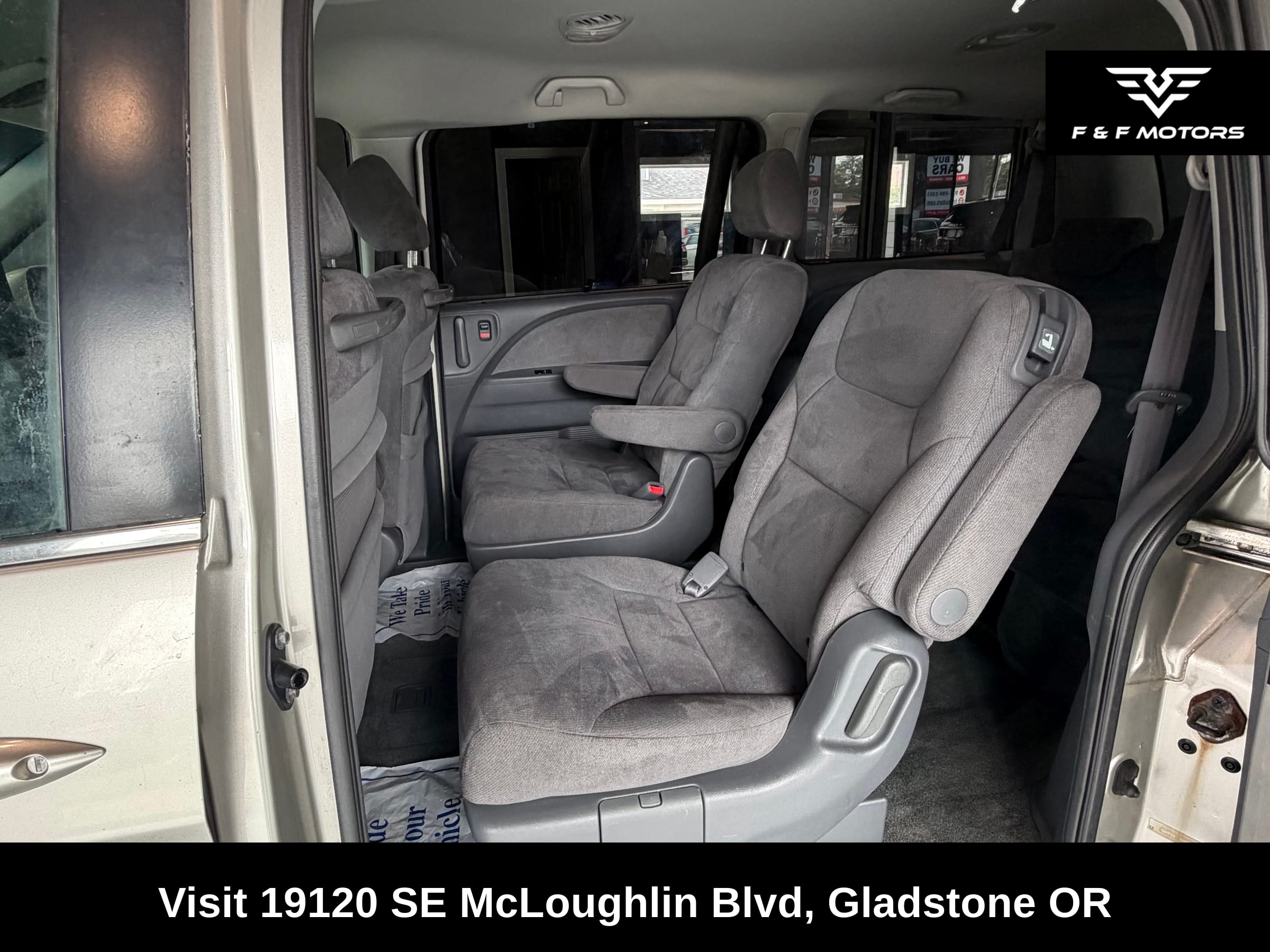 2005 Honda Odyssey EX — Interior