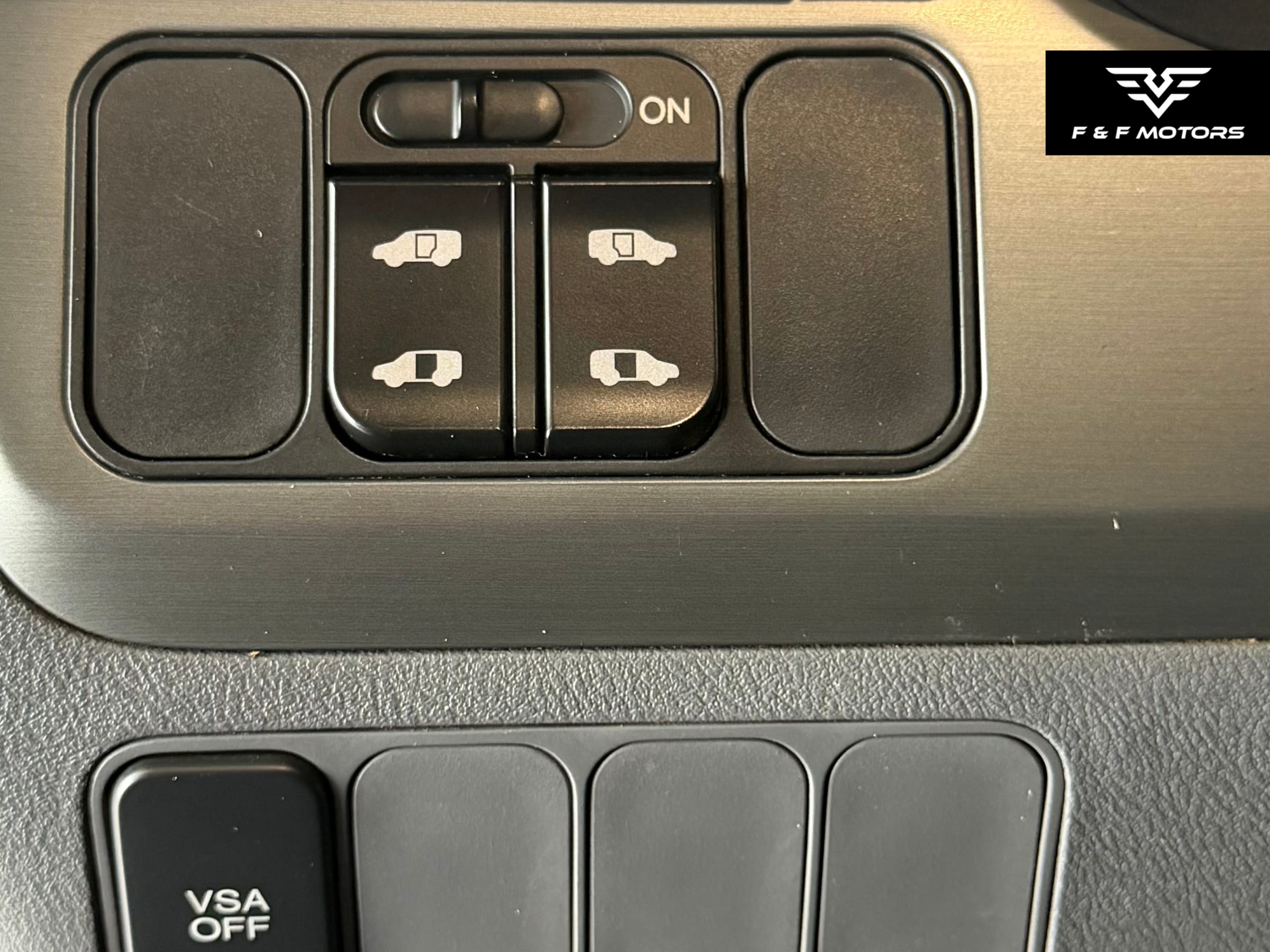 2005 Honda Odyssey EX photo 15