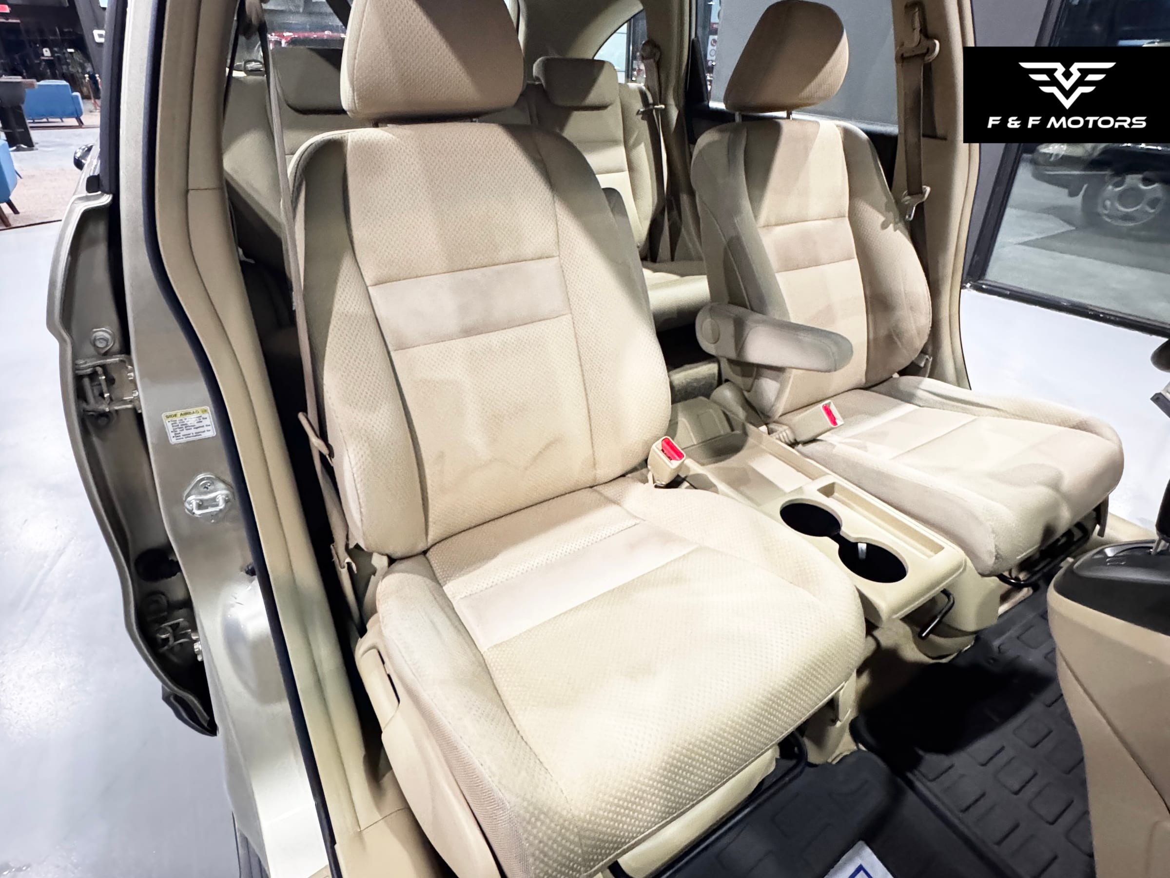 2008 Honda CR-V LX — Interior
