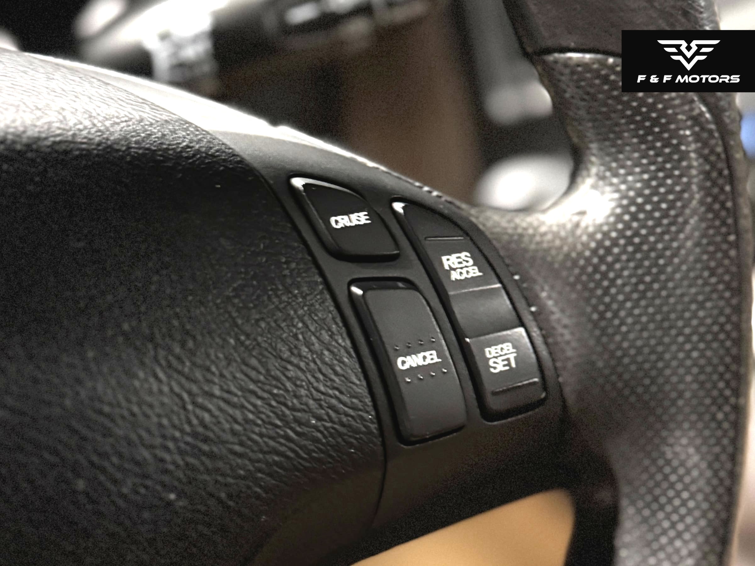 2008 Honda CR-V LX — Interior