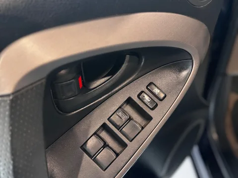 2007 Toyota RAV4 Standard (with Third seat) — Interior