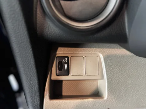 2007 Toyota RAV4 Standard (with Third seat) — Interior