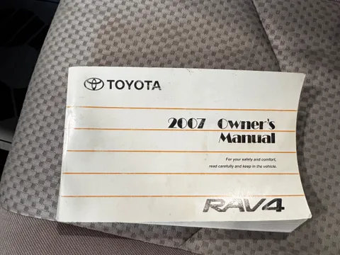2007 Toyota RAV4 Standard (with Third seat) photo 22