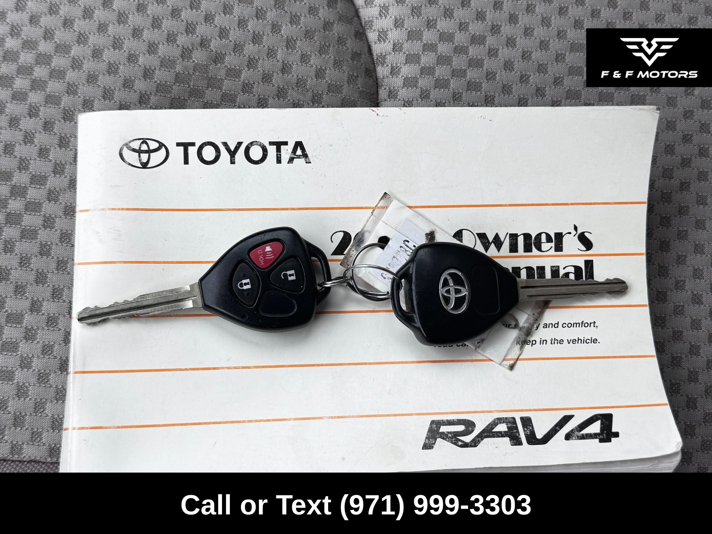 2007 Toyota RAV4 Standard (with Third seat) — Interior