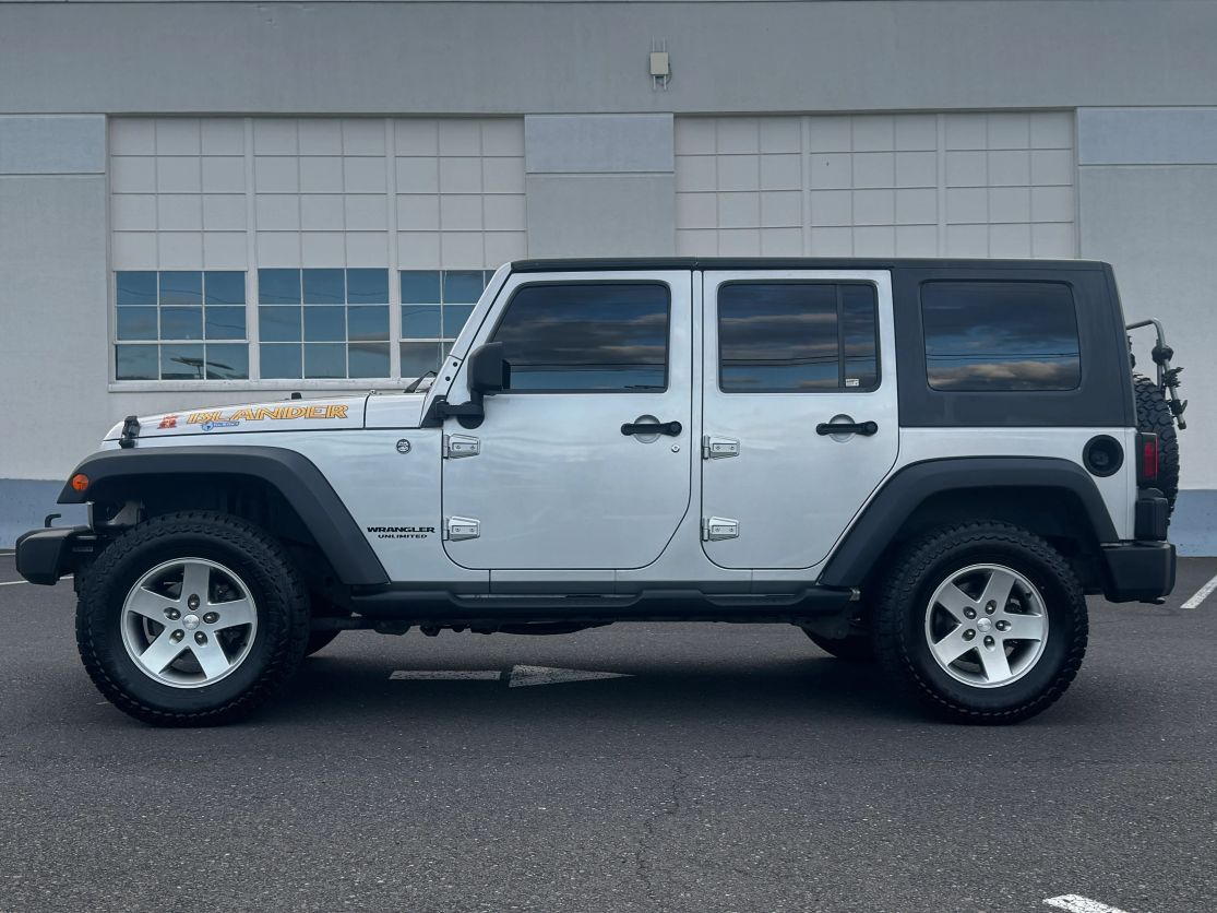 2010 JEEP Wrangler Unlimited X - Photo 4
