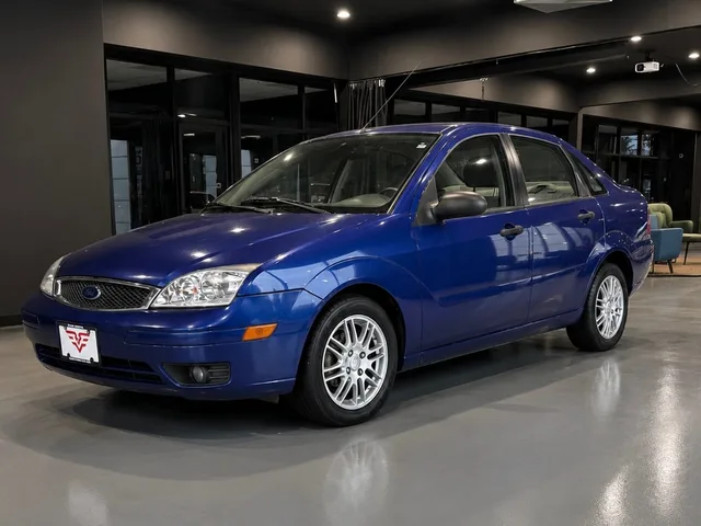 2005 Ford Focus, photo 2