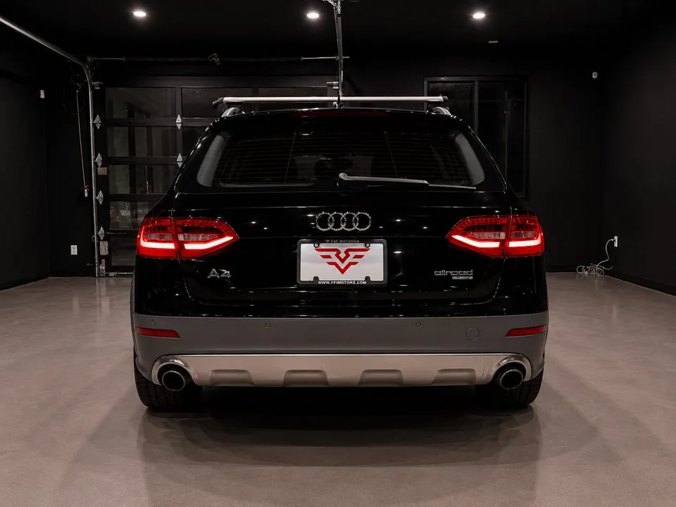 2013 Audi A4 Allroad quattro Premium Plus — Exterior · Photo 4