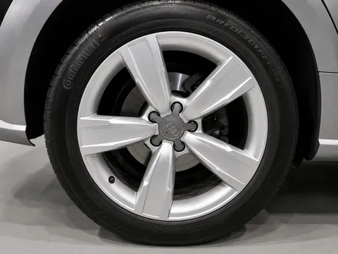2013 Audi A4 Allroad quattro Premium Plus — Wheels