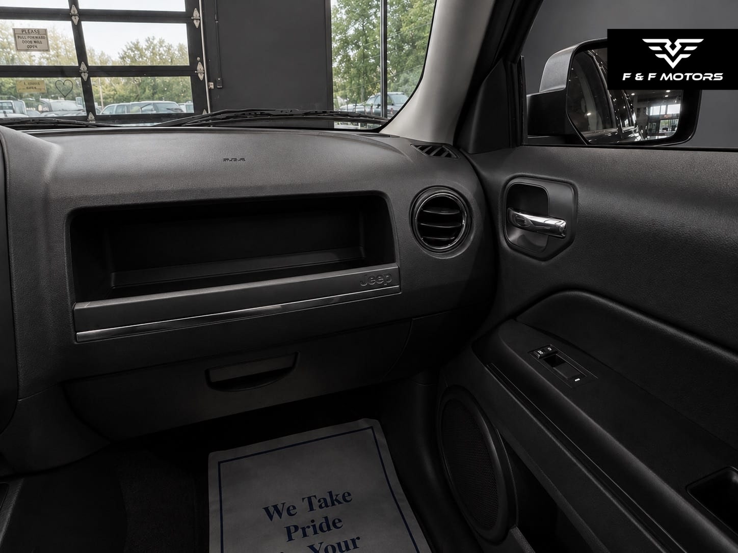 2015 Jeep Patriot Altitude Edition — Interior