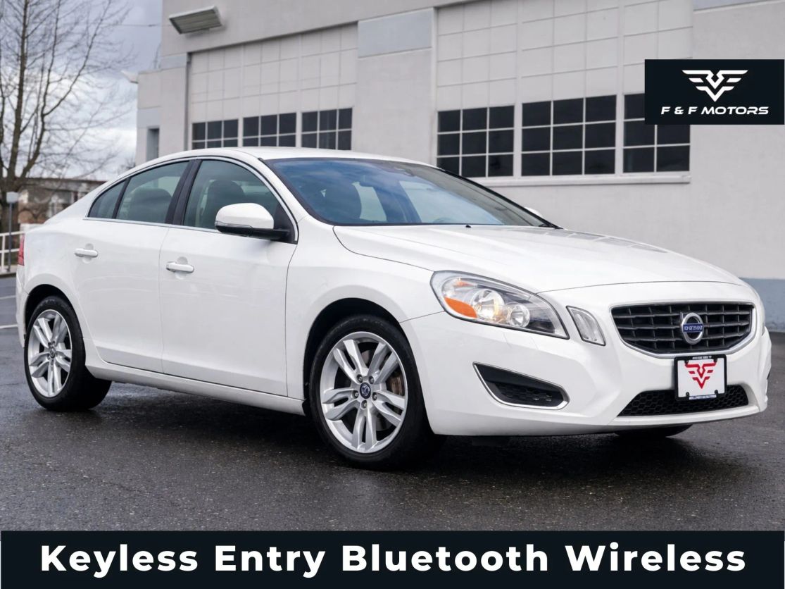 2013 VOLVO S60